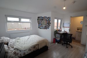 Photo 22- click for photo gallery